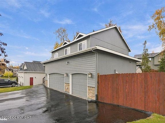 3rd image of 16141 Rosenburg Cir