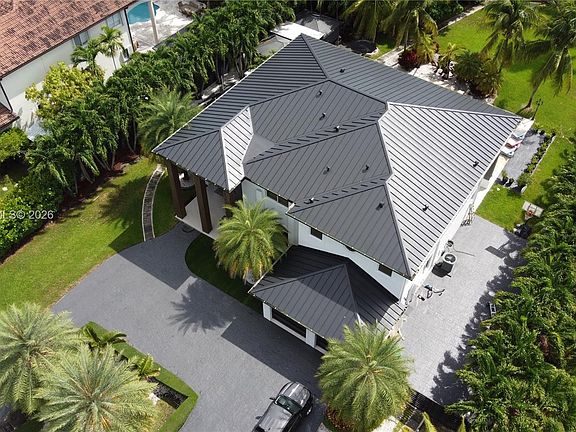 5th image of 8211 SW 122nd Ave