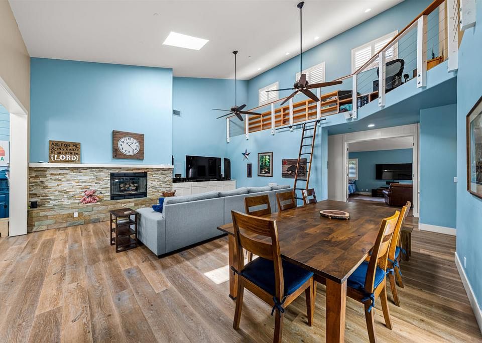 11915 Fuerte Vista Ln, El Cajon, CA 92020 | MLS #PTP2602560 | Zillow