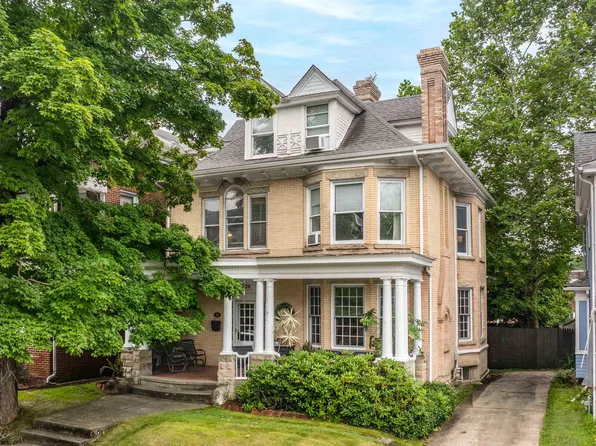 220 Grand St, Morgantown, WV 26501
