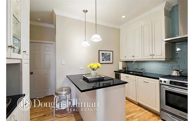 Sold by Douglas Elliman | media 19