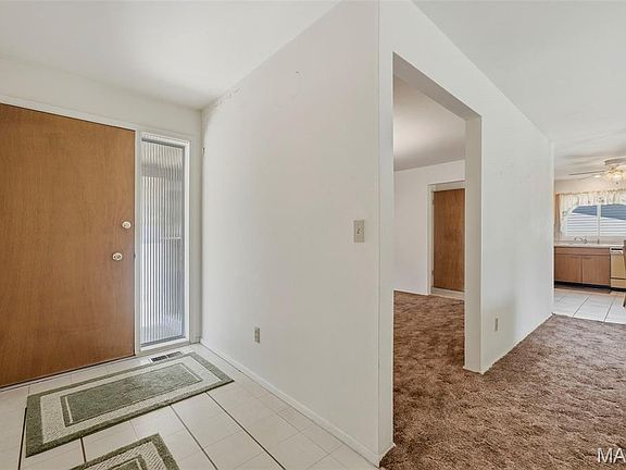 5th image of 1658 Rathford Dr