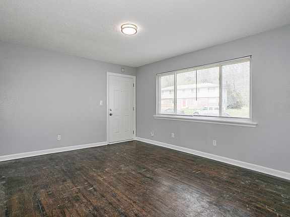 3rd image of 1430 N 55th Dr #A