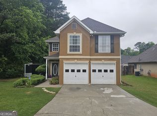 320 Weatherly Dr, Fayetteville, GA 30214