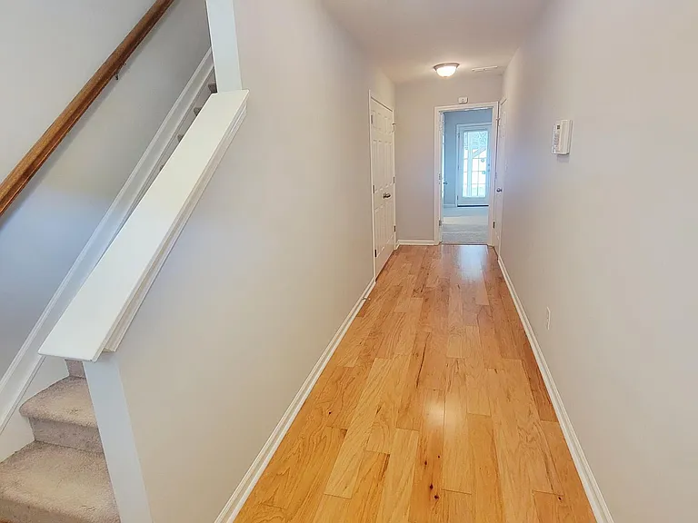 8827 Thornton Town Pl — Photo 2