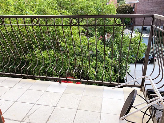 Rented by NY Space Finders Inc. | media 13