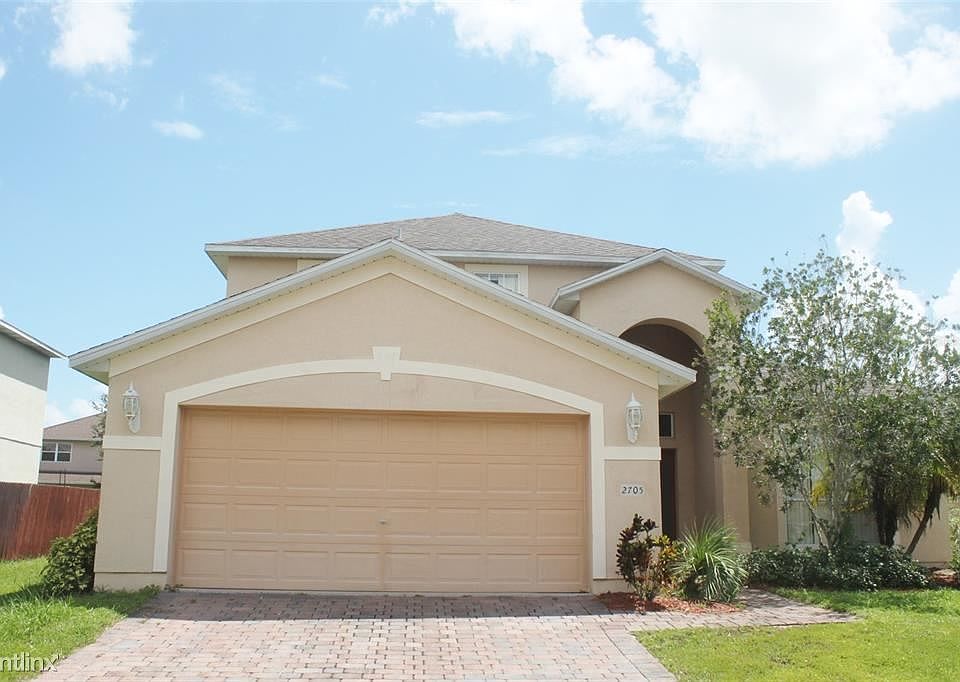 1st image of 2705 Patrician Cir