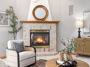 N74W24317 Viola Ct, Sussex, WI 53089