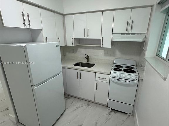2nd image of 530 Santander Ave APT 4