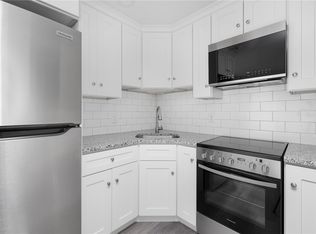 66 Jefferson Ave UNIT 2R, Pawtucket, RI 02860