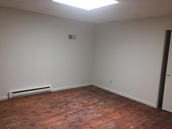 3rd image of 120 S Main St APT 3A