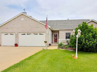 23 Birnott St, Kouts, IN 46347