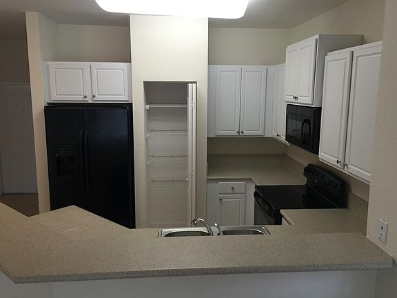 4th image of 3520 NW 29th Ct