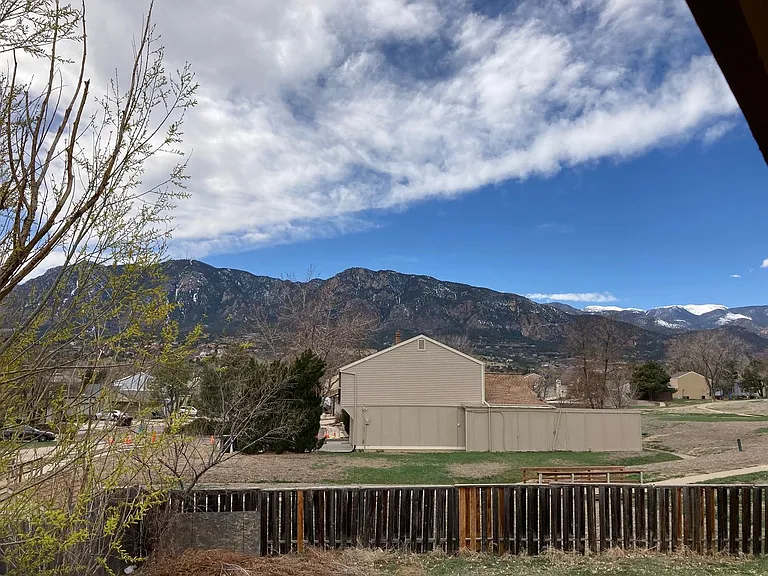 3710 Trail Rock Pl — Photo 17