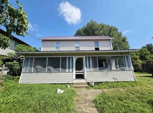 5904 E Pea Ridge Rd, Huntington, WV 25705