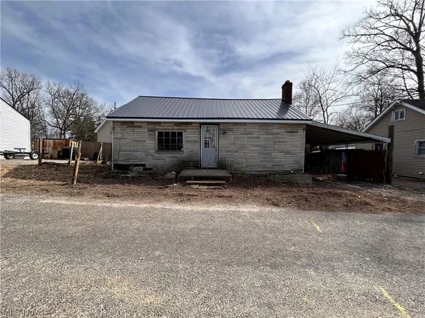 5920 1st St, Chippewa Lake, OH 44215