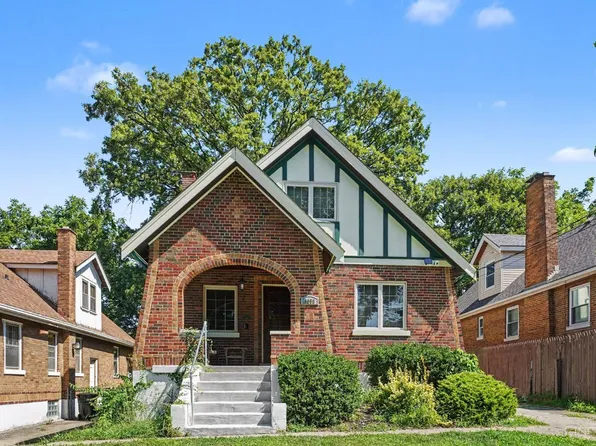 3058 Penrose Pl, Cincinnati, OH 45211
