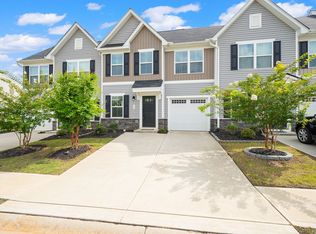 15 Englefield Dr, Fountain Inn, SC 29644