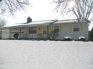 351 Churchill Dr, Rochester, NY 14616