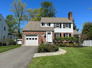 712 Coleman Pl, Westfield, NJ 07090