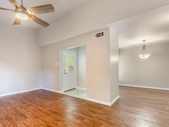 Entry / Living / Dining