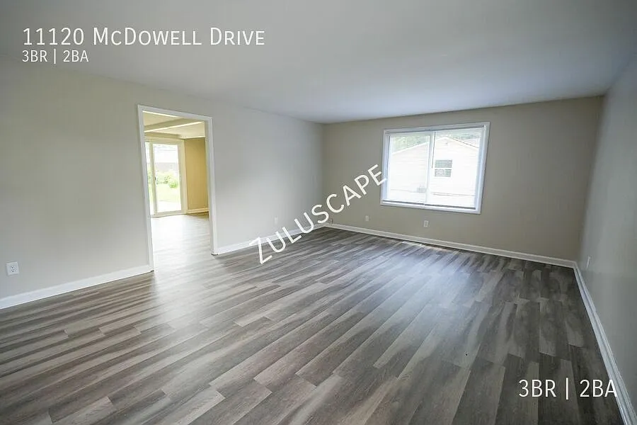 11120 McDowell Drive / 3 bed 2 bath Ranch — Photo 2