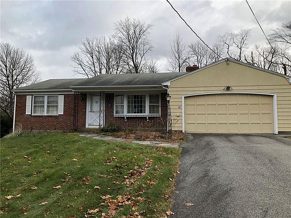 2nd image of 23 Tanglewood Dr