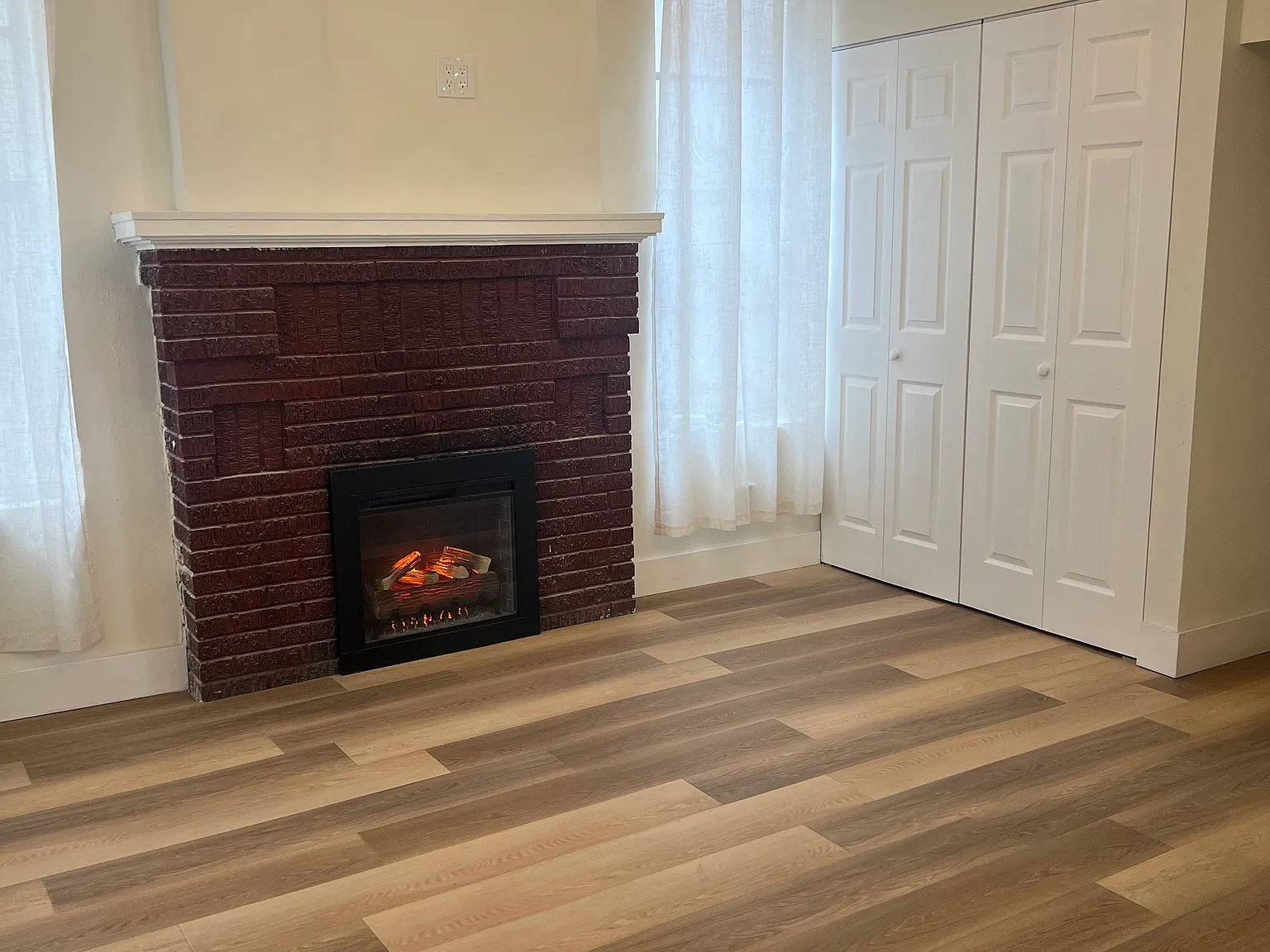 1 bed, 560 sqft, $1,995 — Photo 4
