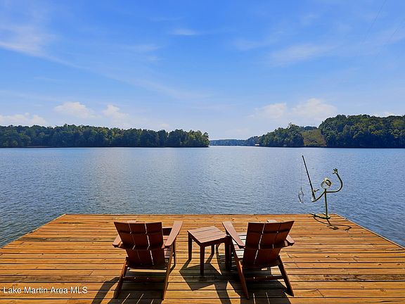 4th image of 275 Lakeview Ridge Cir