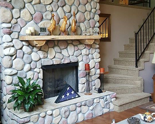 5th image of 62 Silent Brook Cir