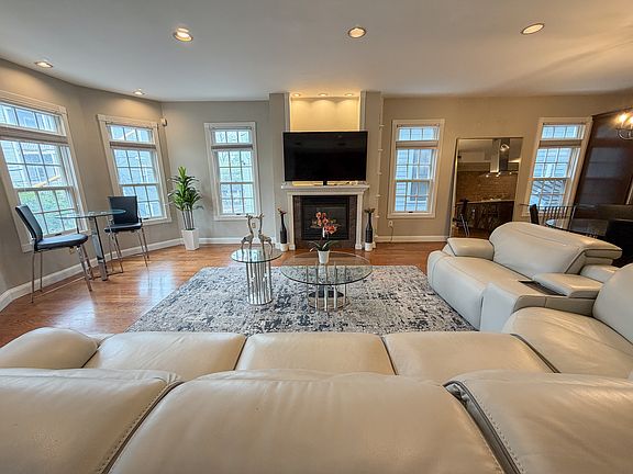 5th image of 11 Gardner Rd APT 3