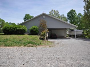 725 Pleasantview Dr, Grand Rivers, KY 42045