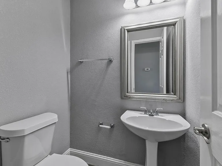 630 Lakewood Dr — Photo 25