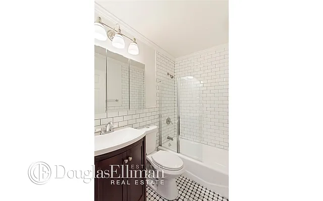 Rented by Douglas Elliman | media 4