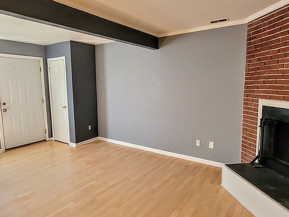 2nd image of 1648 Fairfax Dr