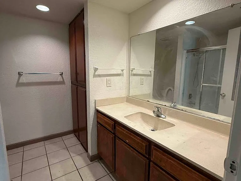 5609 Odea Dr #C — Photo 15