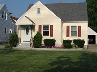 67 Groveland St, Buffalo, NY 14214
