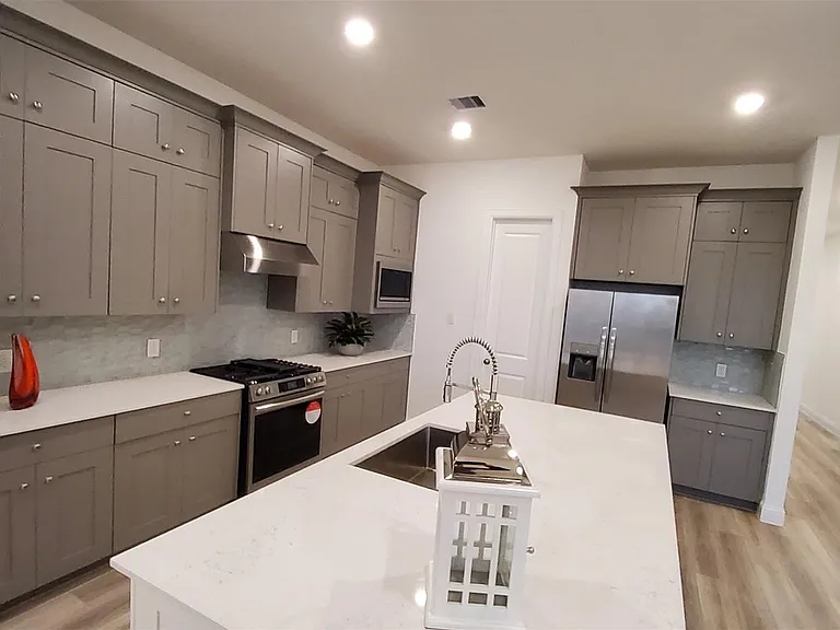 30607 Bahia Oak Bnd — Photo 16
