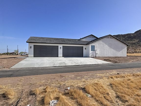 4th image of 31545 N Pamela Dr