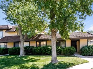 6124 Meadow View Ln, Las Vegas, NV 89103