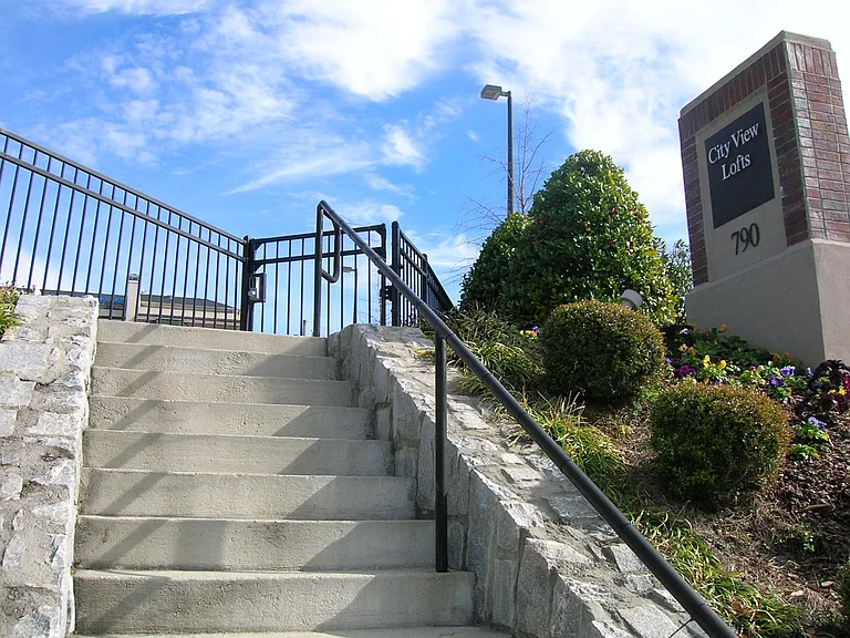 790 N Ave NE #106 — Photo 64