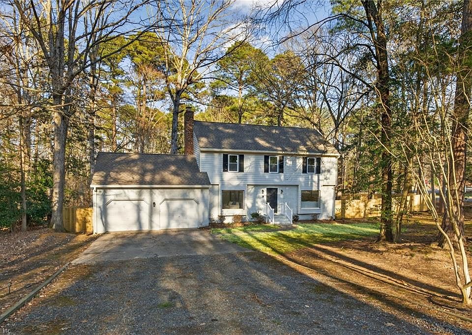 1st image of 2 Clarendon Ct