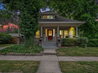 203 S Oak St, Buchanan, MI 49107