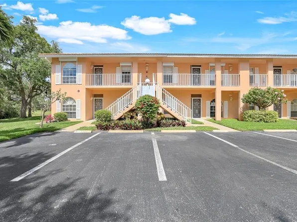 555 Augusta Blvd #3-1, Naples, FL 34113