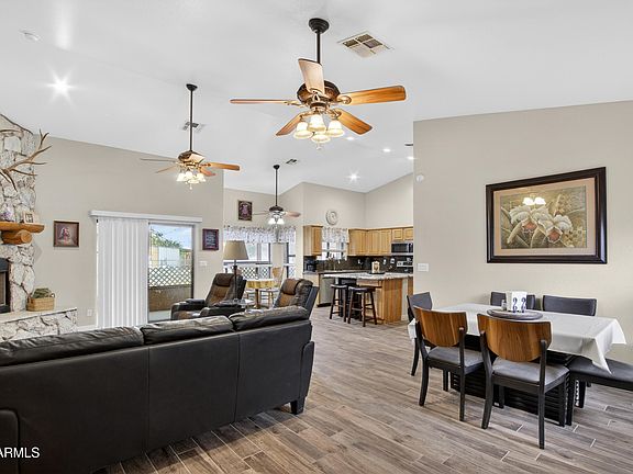 5th image of 24137 W BLUE SKY Drive