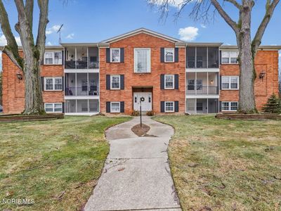 5533 Cresthaven Ln #6-2C, Toledo, OH, 43614
