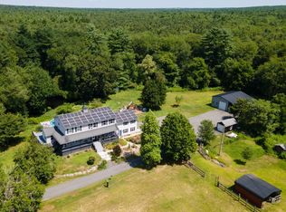 511 Old Fall River Rd, Dartmouth, MA 02747