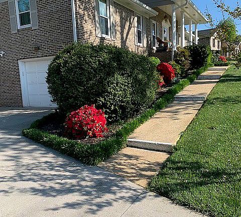 3rd image of 7712 Lasata Ln