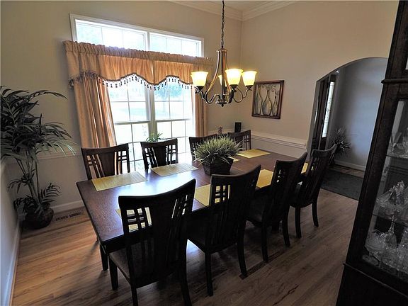4th image of 1103 Merrywood Dr