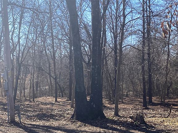 5th image of 410479 E 1090th Rd